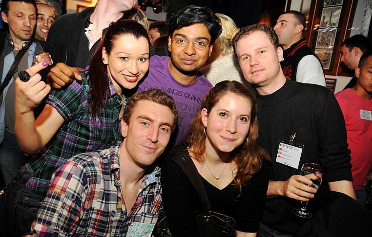 Groupe à une rencontre PolyglotClub Paris
